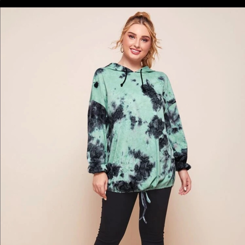 Tie hem hoodie